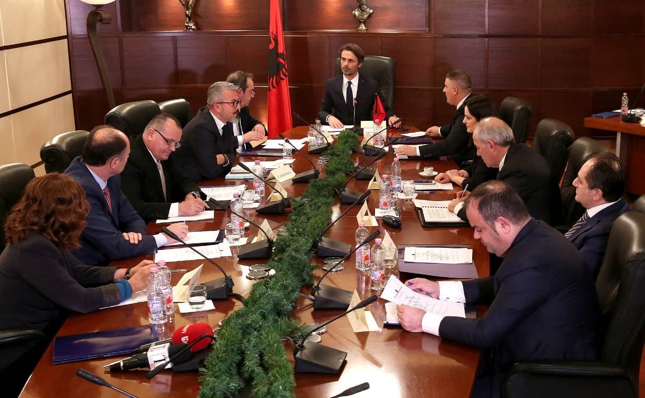 Ngrihet SPAK me 8 prokurorë/  KLP hap garën edhe për kryetarin