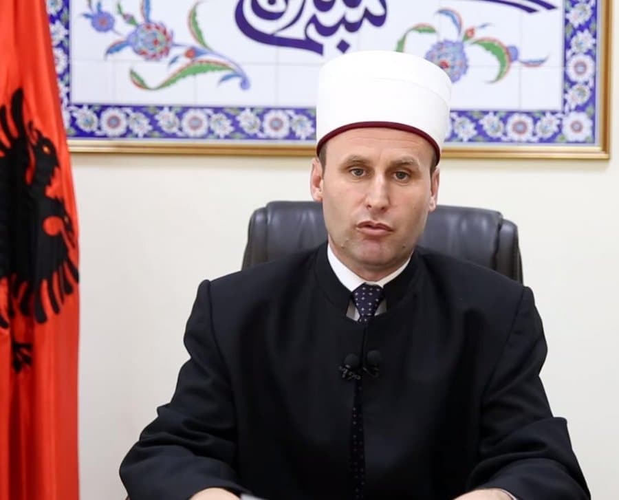 Kryetari i KMSH uron besimtarët myslimanë për festën e Kurban Bajramit