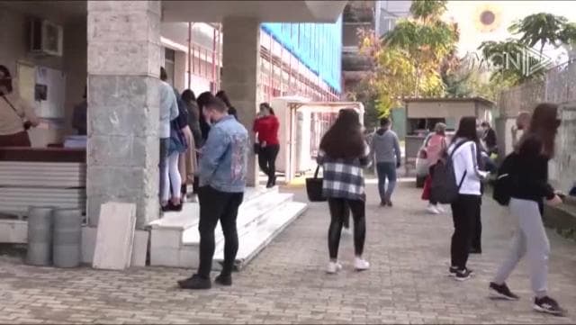 Studentët popullojnë konviktet (VIDEO)