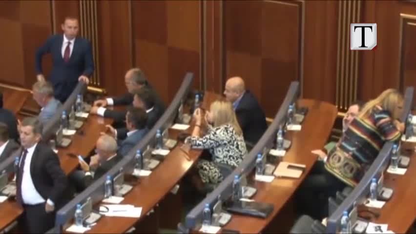 Komision “Ad Hoc” për krimet serbe në Kosovë (VIDEO)