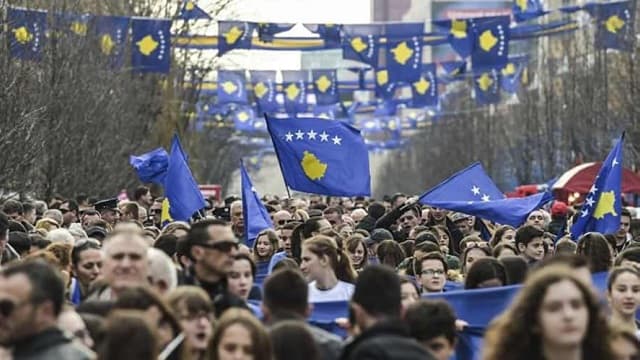 11 vjet pavarësi, festimet në Kosovë (VIDEO)