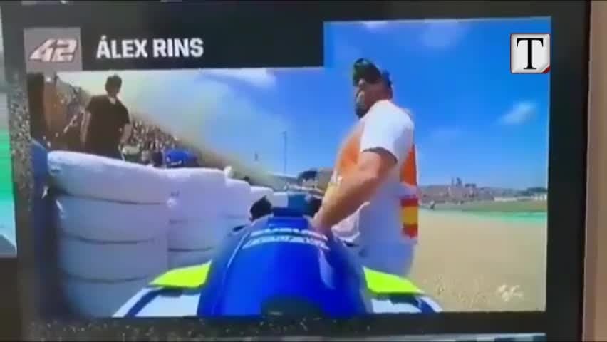 Moto GP, komisari vjedh rripin e motorit (VIDEO)