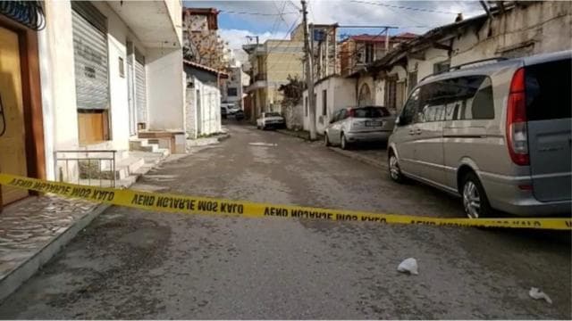 Zbardhet plagosja në Vlorë/ Dhunoi bashkëjetuesen dhe familjarë të saj, arrestohet 25-vjeçari