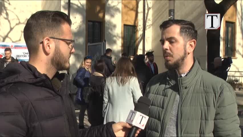 Protestë për korrupsionin në universitete (VIDEO)