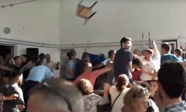 Rrahje masive e anëtarëve të LDK-së në Prishtinë/ Isa Mustafa mbledh urgjentisht kryesinë