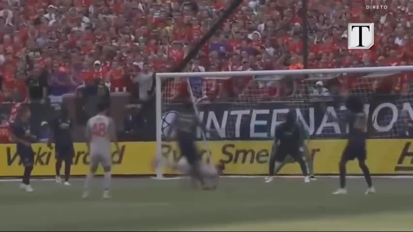Xherdan Shaqiri, gol spektakolar kundër Manchester United (VIDEO)