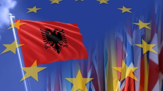 Ish-ministrat e Jashtëm letër BE-së për Shqipërinë e MV: Merrni përgjegjësitë dhe kapërceni ndasitë
