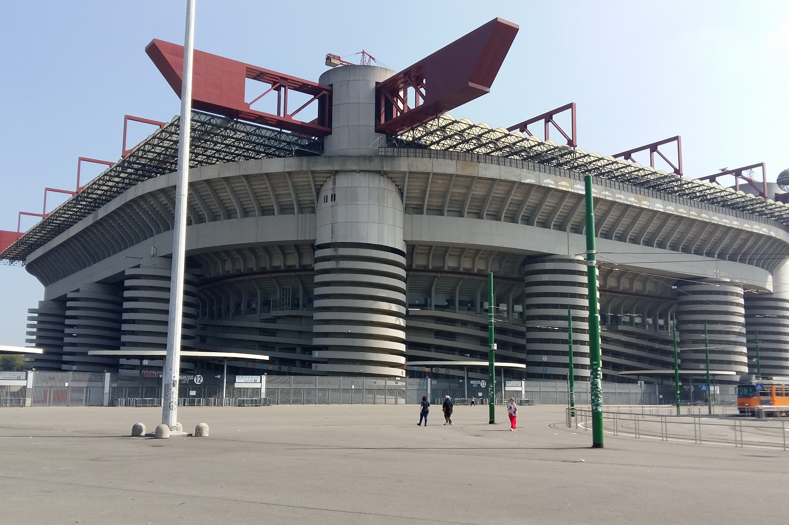 San Siro nuk do të shembet? (VIDEO)