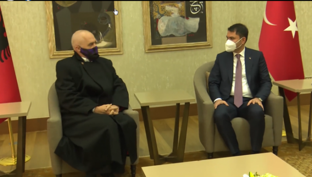 Rama mbërrin në Turqi: Do nënshkruajmë marrëveshje të rëndësishme