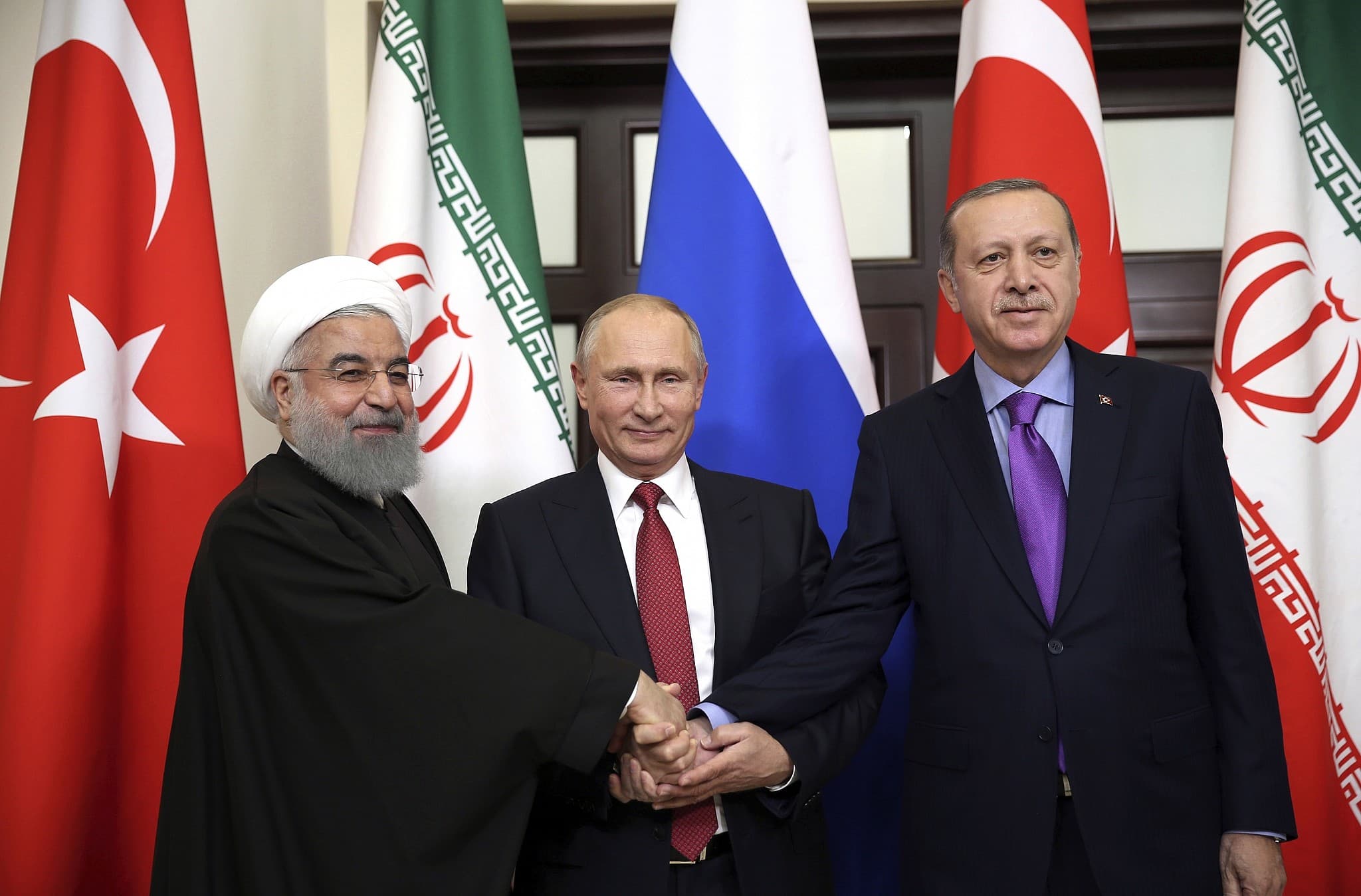 Samiti për Sirinë bën bashkë Putinin, Erdoganin dhe Ruhanin (VIDEO)