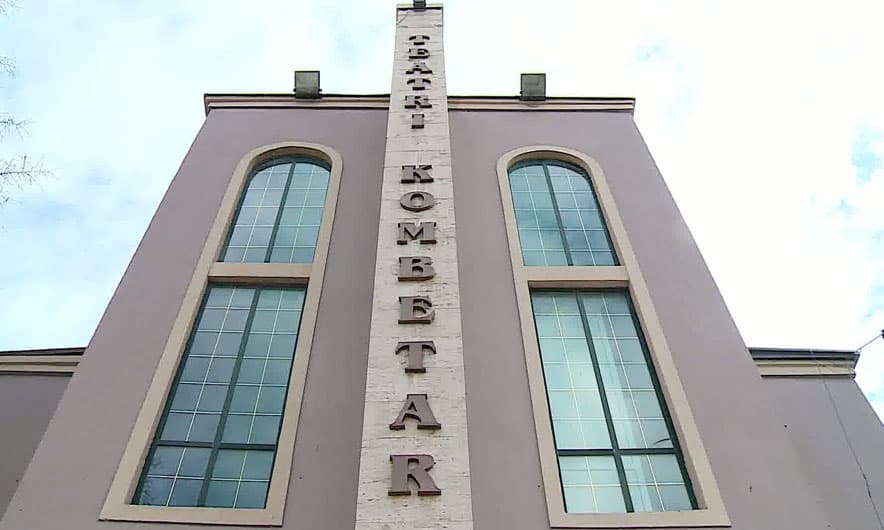 Dy variantet e ligjit për Teatrin Kombëtar/ Çfarë fshihet pas ndryshimeve në projektligjin e miratuar nga qeveria   