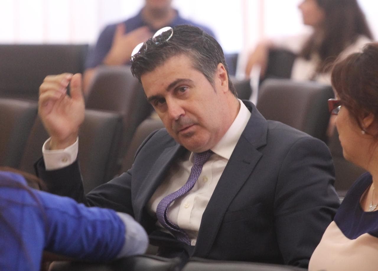 I dënuar për vjedhje në Itali, gjykatësi Thanza “ngec” në rrjetën e vettingut (VIDEO)