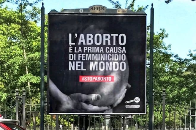 Posterat anti-abort në Itali, nxisin protesta në Romë