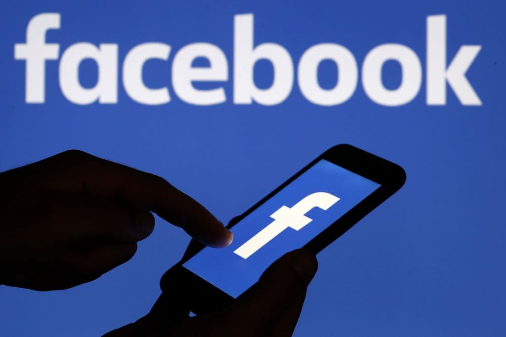 Facebook dhe Instagram shfaqin probleme