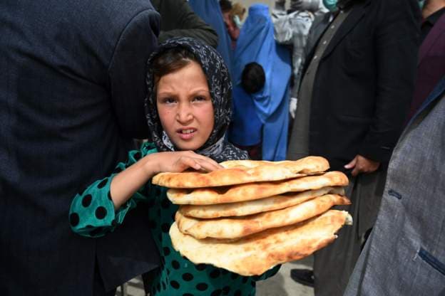 Miliona fëmijë kërcënohen nga uria në Afganistan