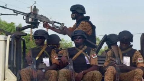 Xhihadistët vrasin gjashtë persona në kishën katolike në Burkina Faso