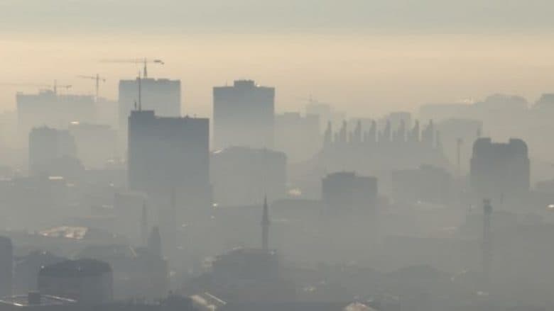 Ajri i ndotur, shkak për vdekjen e 852 personave në vit në Kosovë