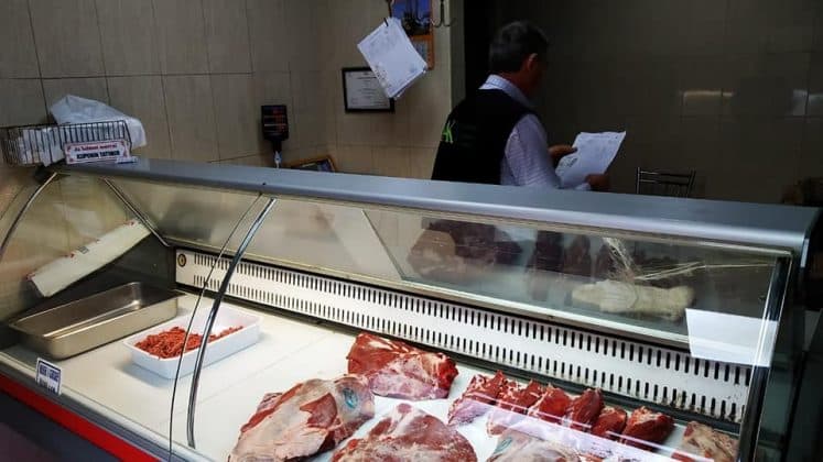 Aksioni i AKU për sigurinë ushqimore: 170 kontrolle, 64 masa administrative e 170 kg produkte të bllokuara