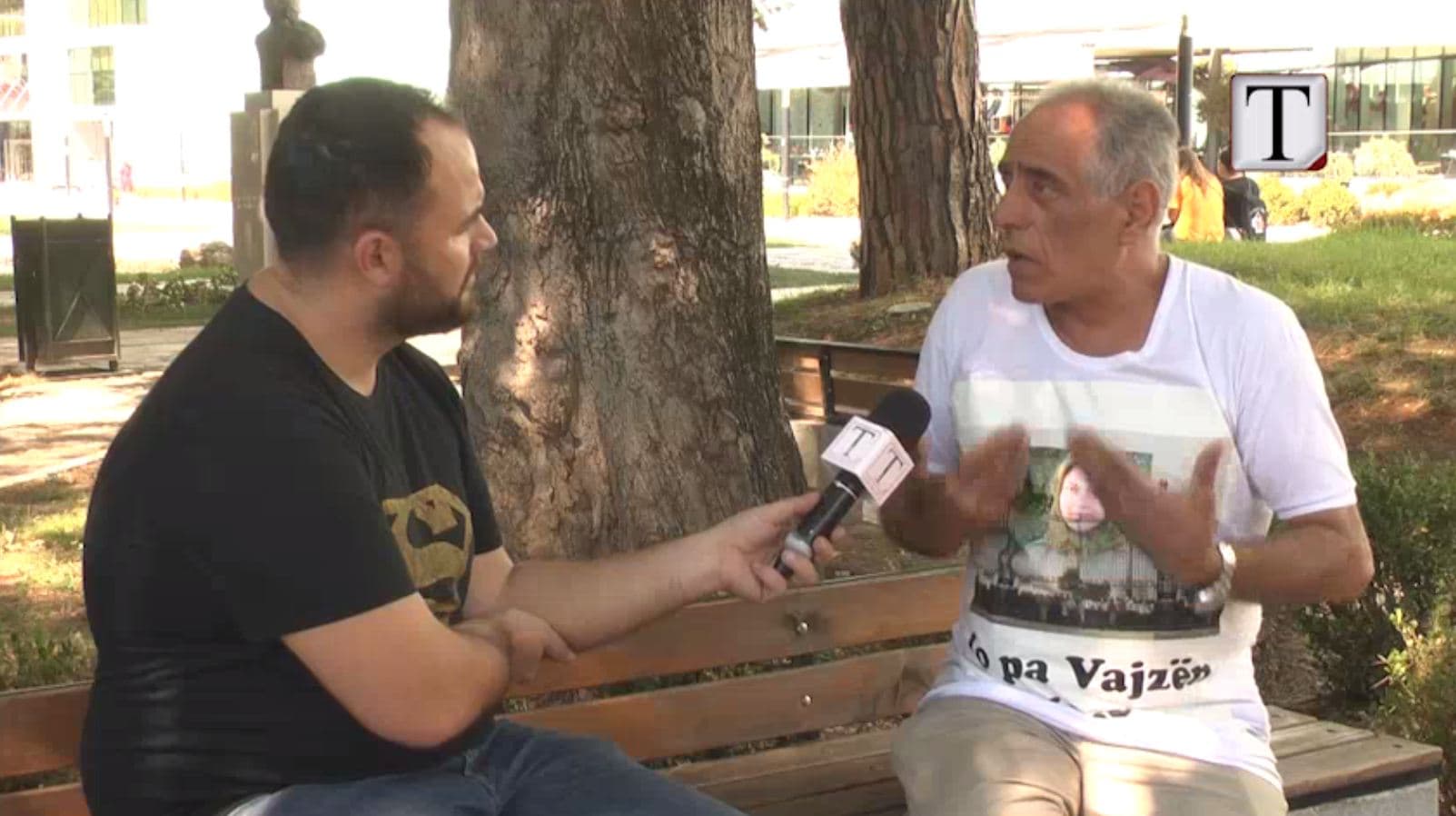 U dhunua nga muxhahedinët, kanadezi akuzon ambasadën e SHBA-ve (VIDEO)