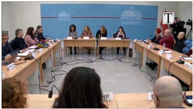 Pas 18 majit nis hapja e kufijve (VIDEO)