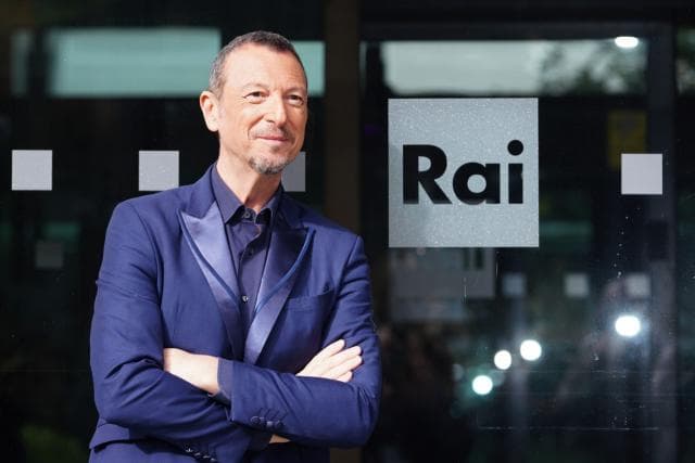Publik në Sanremo? Amadeus reagon për herë të parë për polemikat me qeverinë