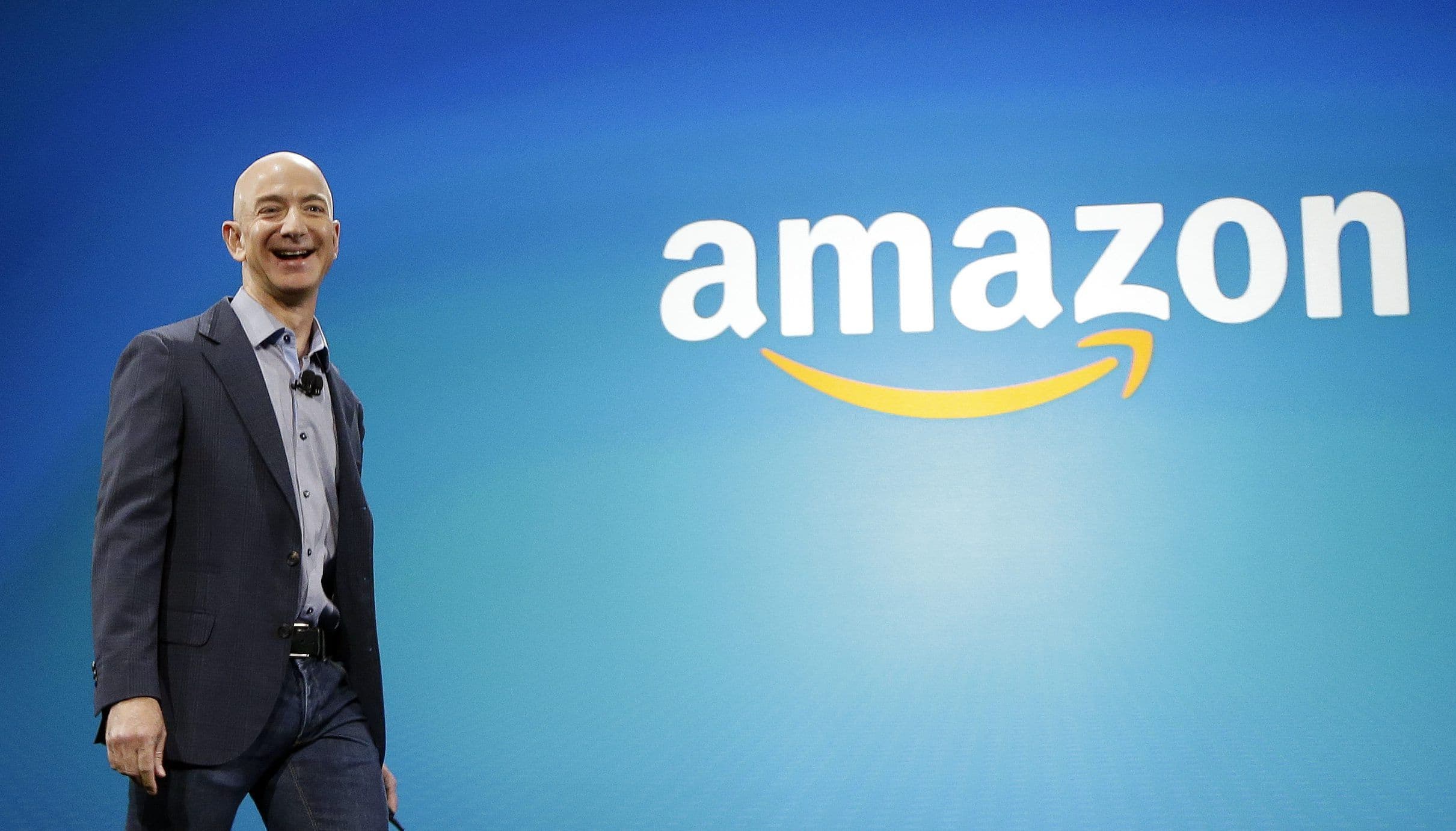 "Black Friday" bën Jeff Bezos njeriun më të pasur, bosi i Amazon kap 100 miliardë dollarë