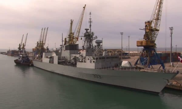 Dy luftanije të NATO-s ankorohen në Portin e Durrësit për stërvitje me trupat detare