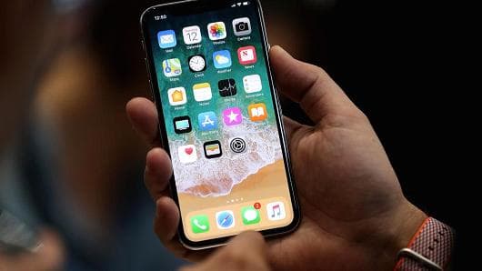 Samsung ka kopjuar Apple-in, duhet t’i paguajë 539 milionë dollarë