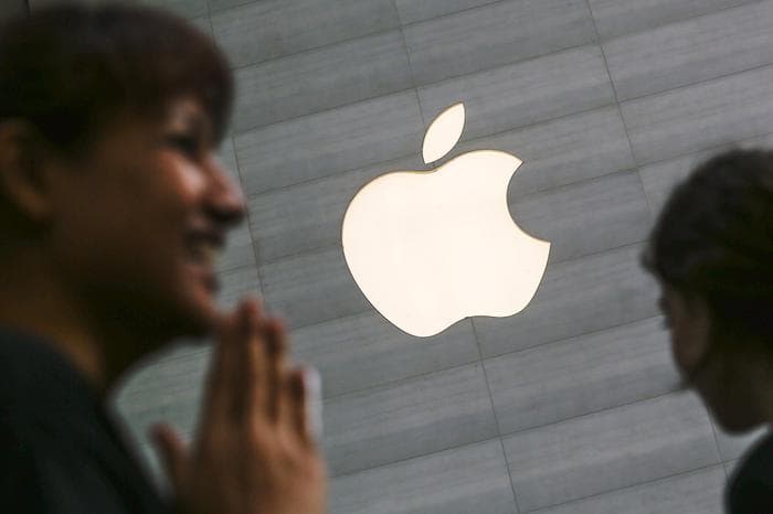 “Apple” ia del në Arabinë Saudite, gratë mund të punojnë me burrat