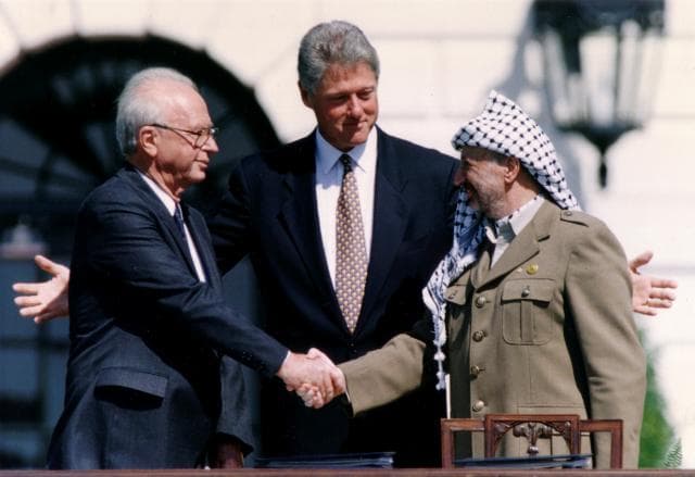 25 vjet më pas, marrëveshja e Oslos mbetet një kujtim i venitur, pasi për izraelitët e palestinezët nuk ka paqe