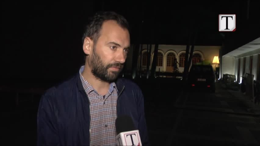 Artistët dhe shoqëria civile vazhdojnë protestën kundër shembjes së Teatrit Kombëtar (VIDEO)