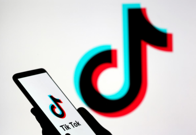 “TikToku” fshin 380 mijë video me përmbajtje raciste