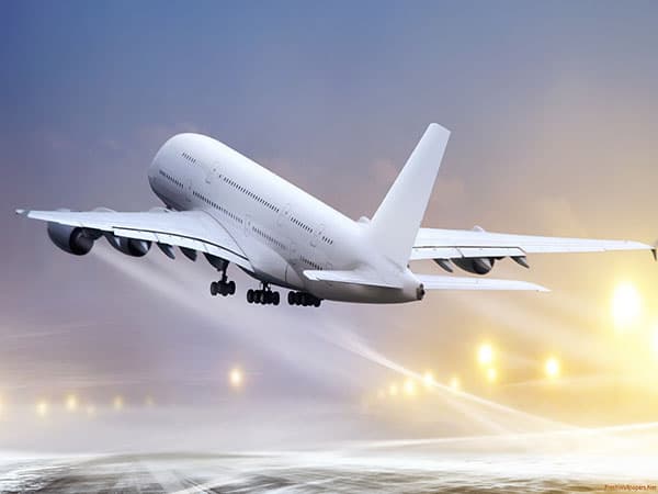 Pse avionët janë gjithmonë të bardhë?