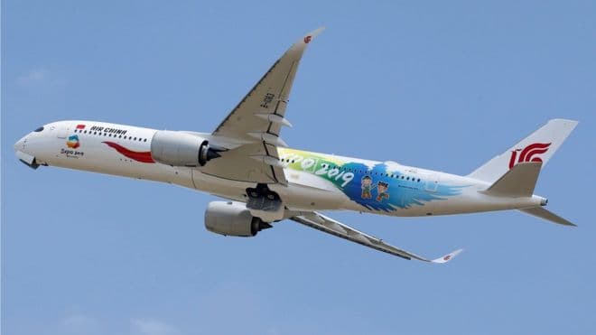 Panik mes udhëtarëve, piloti piu cigare elektronike gjatë fluturimit, për pak shkaktoi tragjedinë