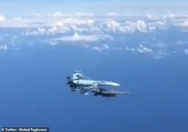 Incidenti në ajër, avioni rus largon F-15 amerikane gjatë patrullimit të NATO-s mbi Detin e Zi (VIDEO)