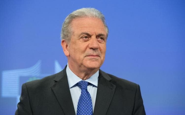 Komisioneri Avramopoulos në Tiranë, bisedime për FRONTEX (VIDEO)