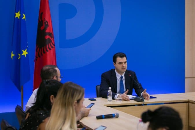      Miratimi i paketës ‘anti-KÇK’/ Reagon PD: Krijohet një shtet policor, dublon SPAK dhe BKH