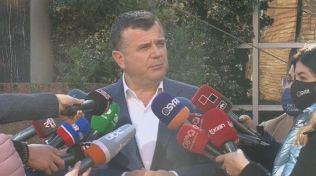 Mbledhja e PS me drejtuesit e qarqeve / Balla: Kemi gati listën e kandidatëve për deputetë