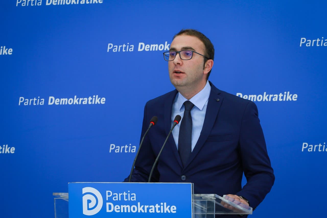 PD mbështet Metën në kallëzimin penal ndaj Dvoranit
