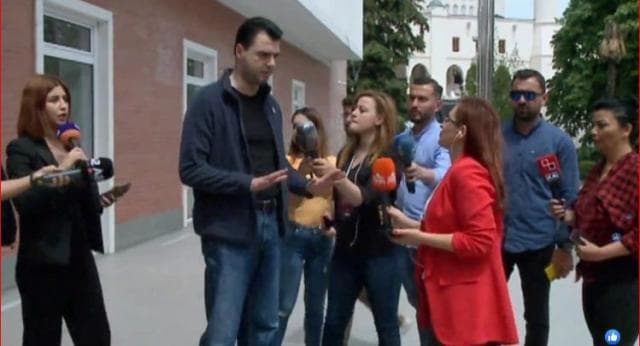 Shembja e Teatrit, Basha: Do mbështesim protestat, Rama e Veliaj prapa hekurave për këtë krim