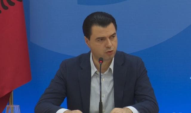   Basha me gazetarë: Jemi në pandemi ekonomike, 61 mijë vende pune të humbura