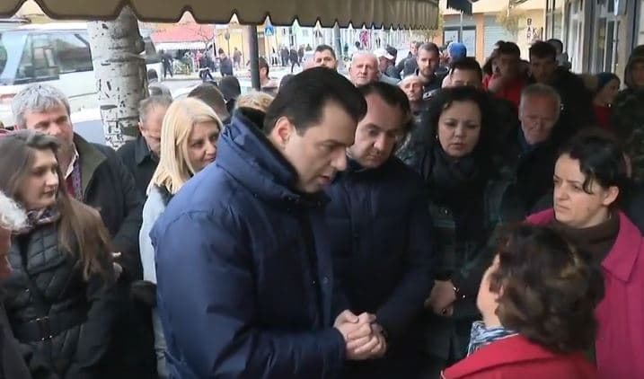 Basha me banorët e Pogradecit: Ka ikur koha e fjalëve (VIDEO)