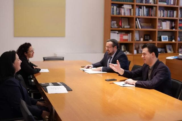 Basha takim me Shoqatën e Mikrofinancës: PD ka në fokus uljen e barrës fiskale