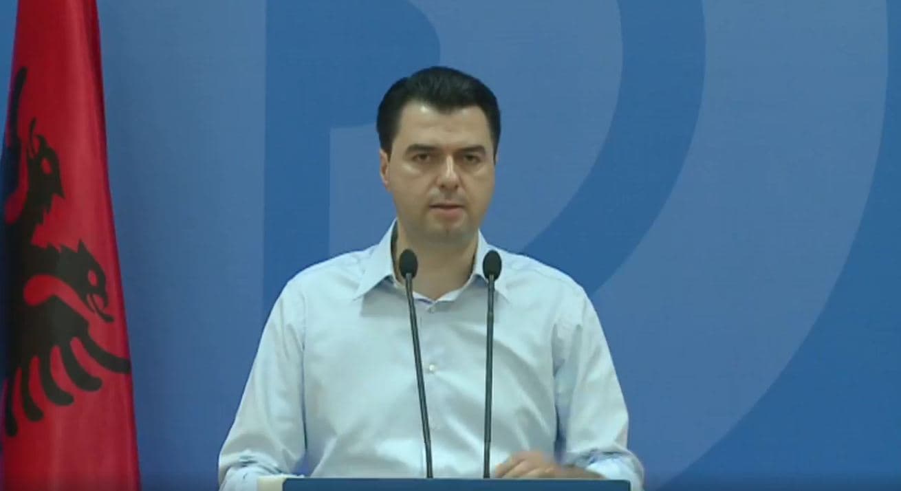 Mbeten në burg 2 kryetarët demokratë që i bllokuan rrugën Ramës, Basha: Opozita nuk tërhiqet