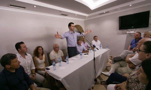 Basha: Kriza politike zgjidhet vetëm me politikanë në burg