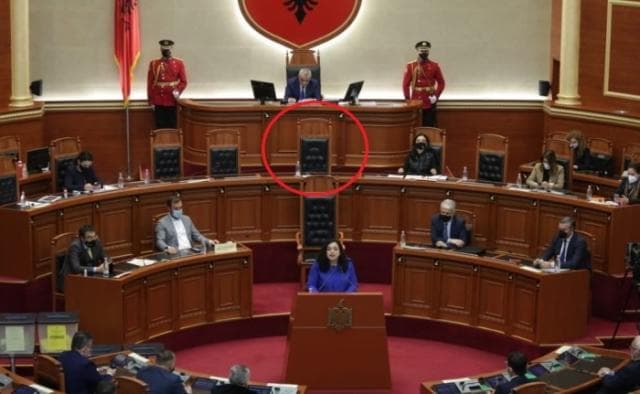      Vizita e Osmanit/ PDIU dënon mospjesmarrjen e Ramës dje në Kuvend: Njollë turpi që flet shumë!