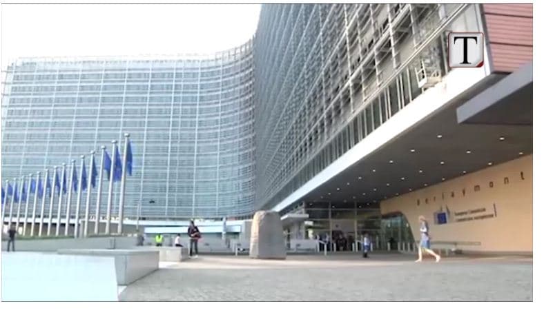 EU Observer: Qeveritë e huaja paguajnë “grupet e miqësisë” (VIDEO)