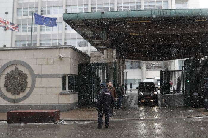 Vazhdon kriza diplomatike, Rusia përjashton të tjerë diplomatë britanikë nga vendi