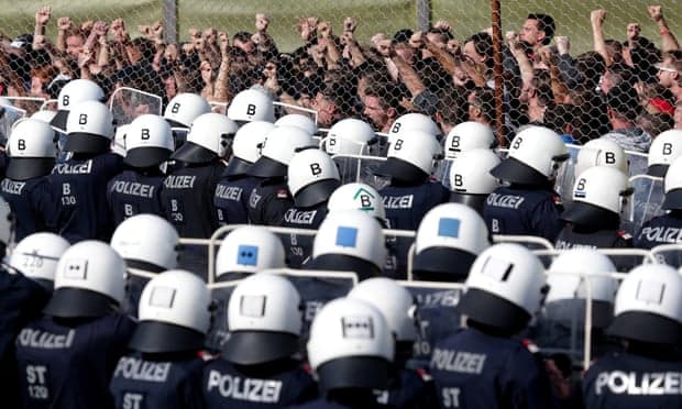 BE kritikon Austrinë për tërheqjen nga pakti i OKB-së për emigracionin