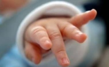 Fëmija i parë në Tiranë për 2018 është një djalë